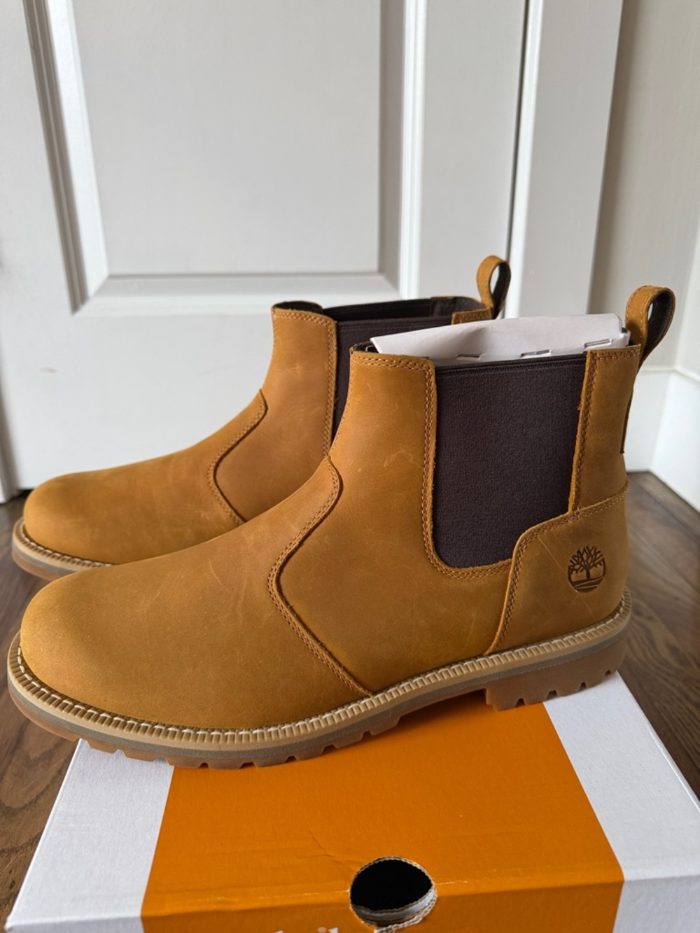 Timberland Redwood Falls Mid Chelsea Boot Wheat Men’s Size 10.5 M - Picture 3 of 13